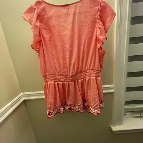 Crown & Ivy Coral Ruffled Blouse - Picture 4 of 4